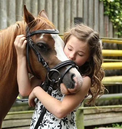 Anthidon Nature Estate & Farm 酒店 4*