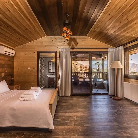 Anthidon Nature Estate & Farm 3*